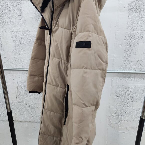 NWT Calvin Klein Women’s Faux Fur Lined Hood Oxford Puffer Jacket Tan Large - Picture 13 of 13